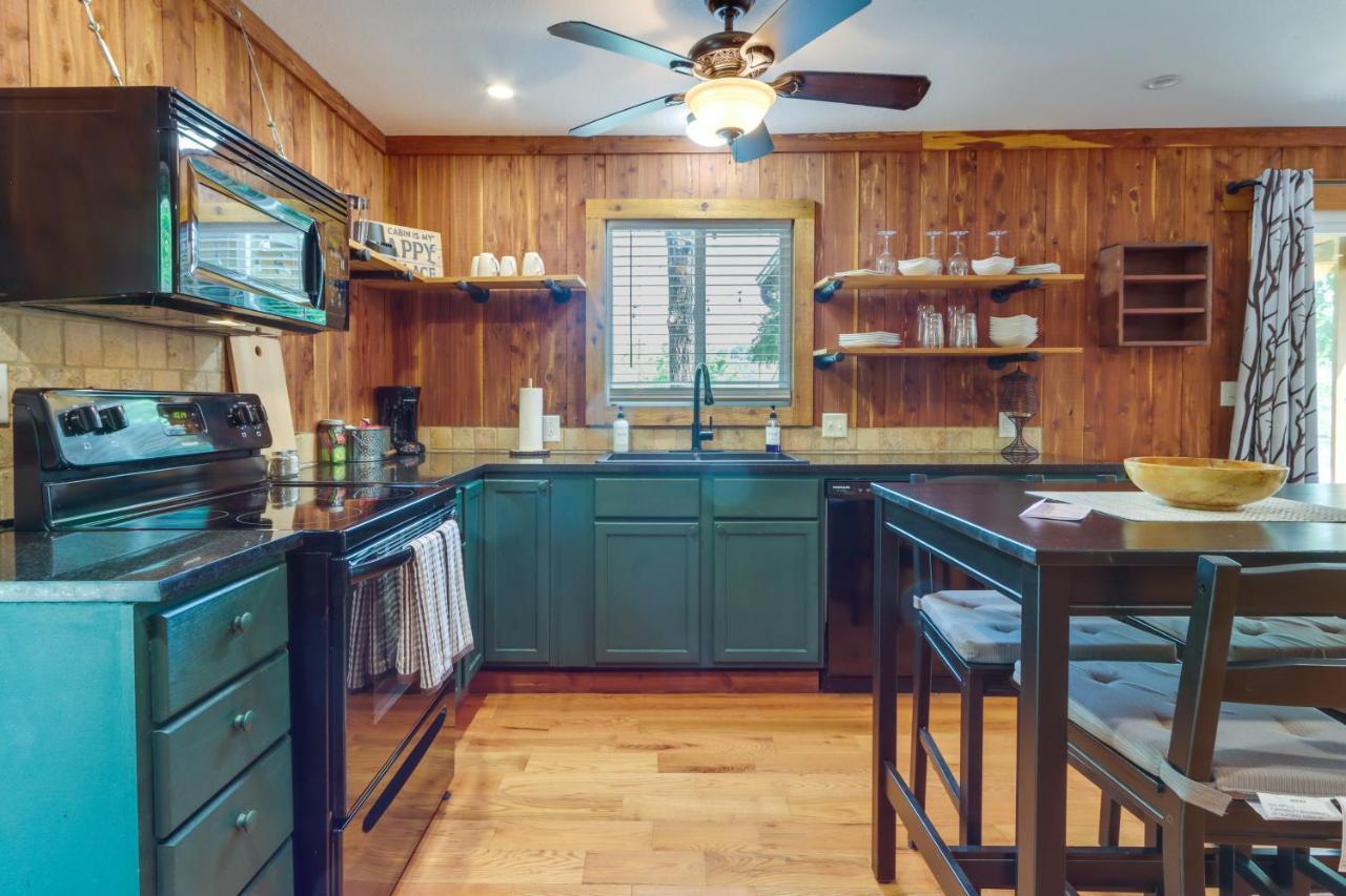 Warsaw Cabin With Sunroom And Lake Access! Экстерьер фото